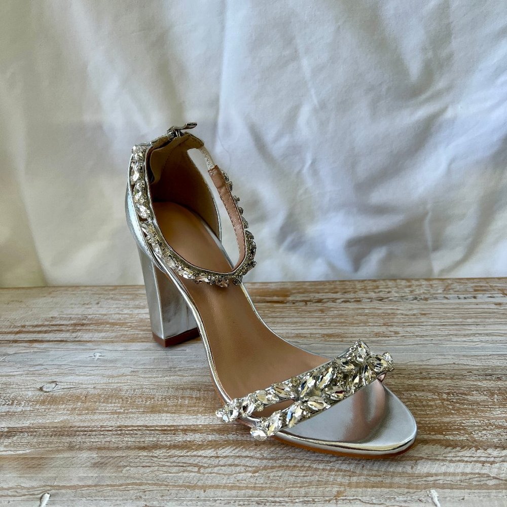 JJ’s House Heels, Gemstone Lined Strapped, Open Toed Sandals, Size 9 New!